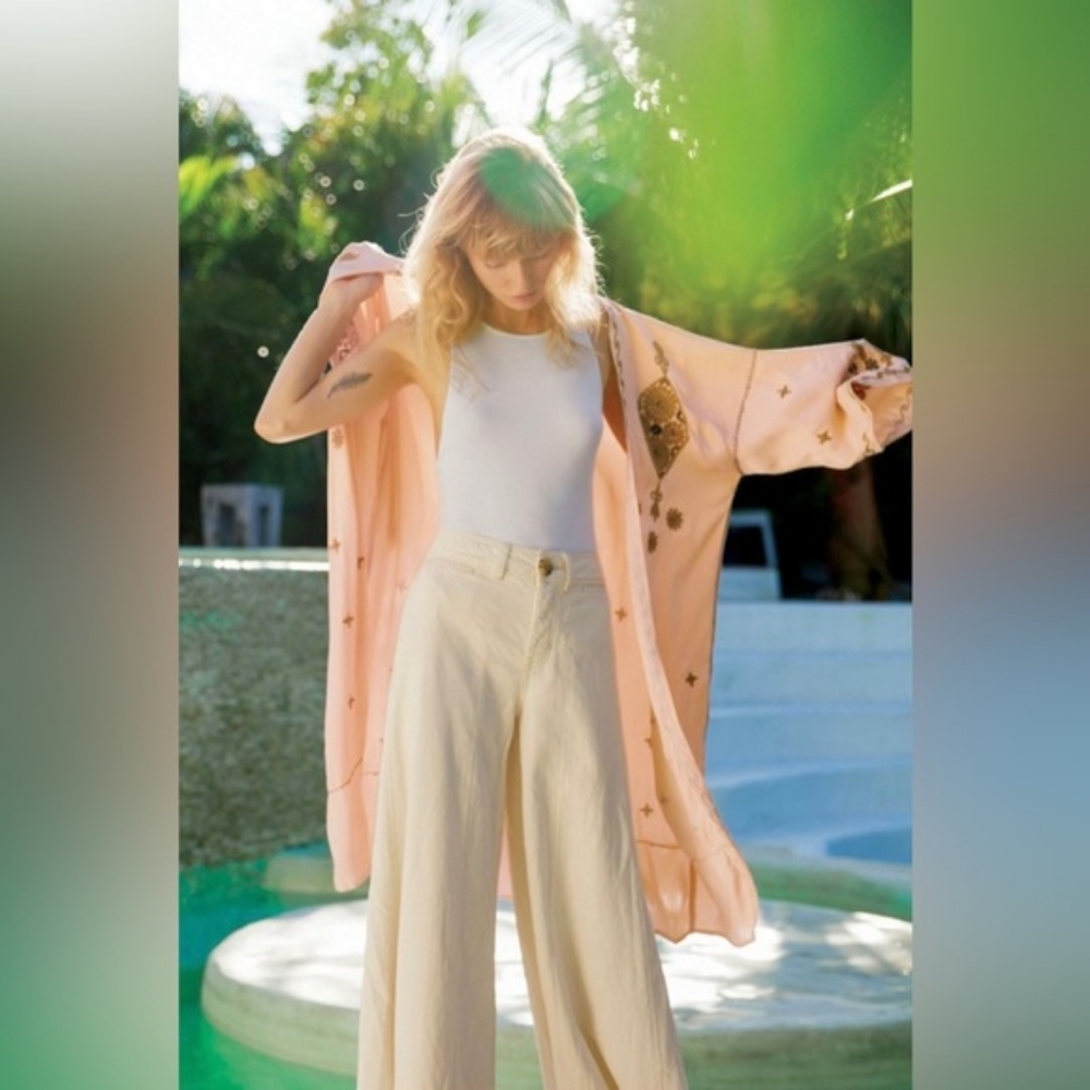 RARE Free People Pretty Darn Cute Robe Embroidered Kimono Pink Sz XS Oversized